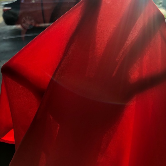 You can see through it so you’ll need a cami - Picture 4 of 4